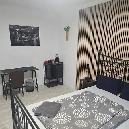 Mit Privatem Badezimmer Privatunterkunft Heidelberg